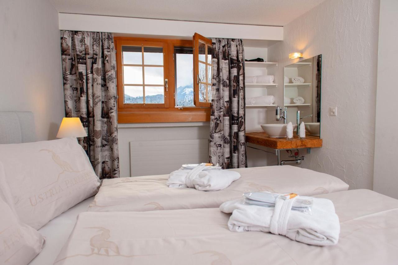 Hotel Ustria Parlatsch Trin 외부 사진