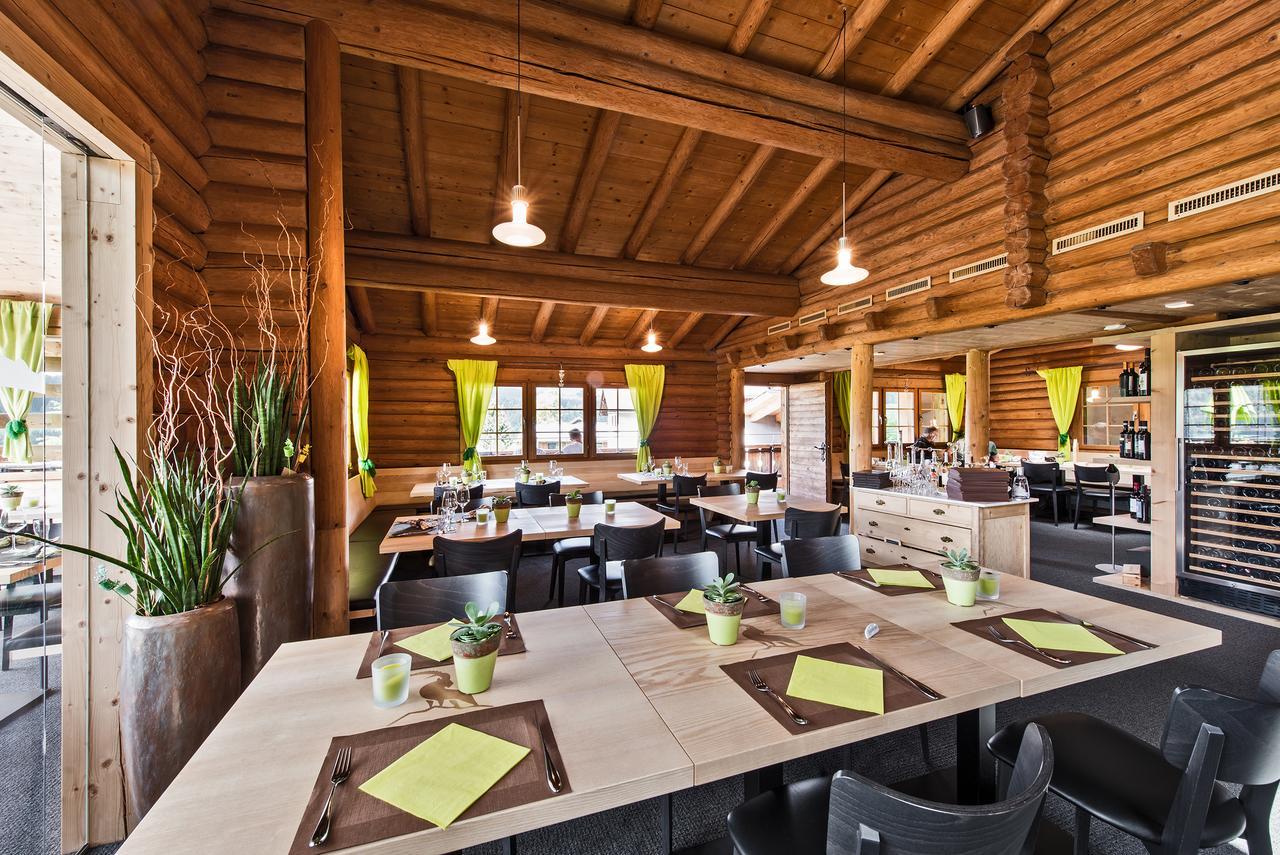 Hotel Ustria Parlatsch Trin 외부 사진